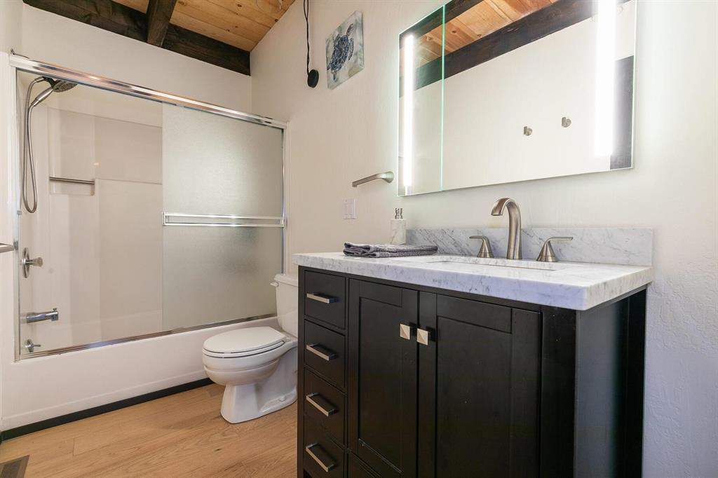 Bathroom | Kingswood Village Condo
