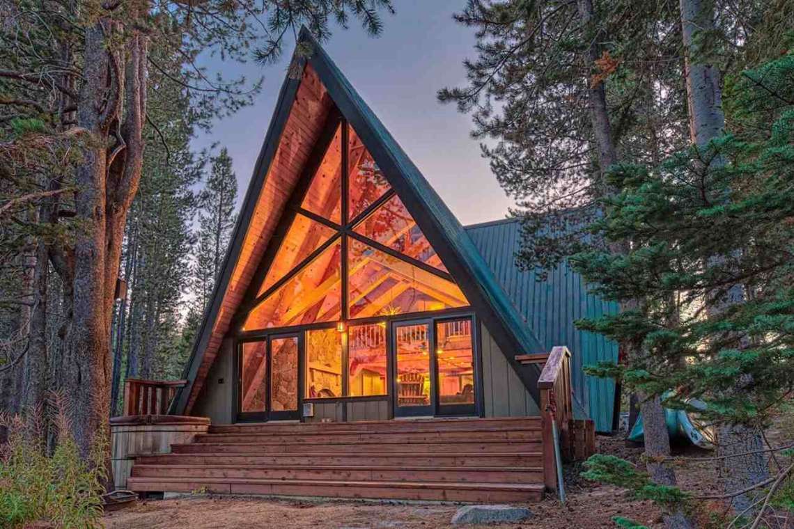 Serene Lakes Real Estate  | 1102 Island Way Soda Springs CA | Front View