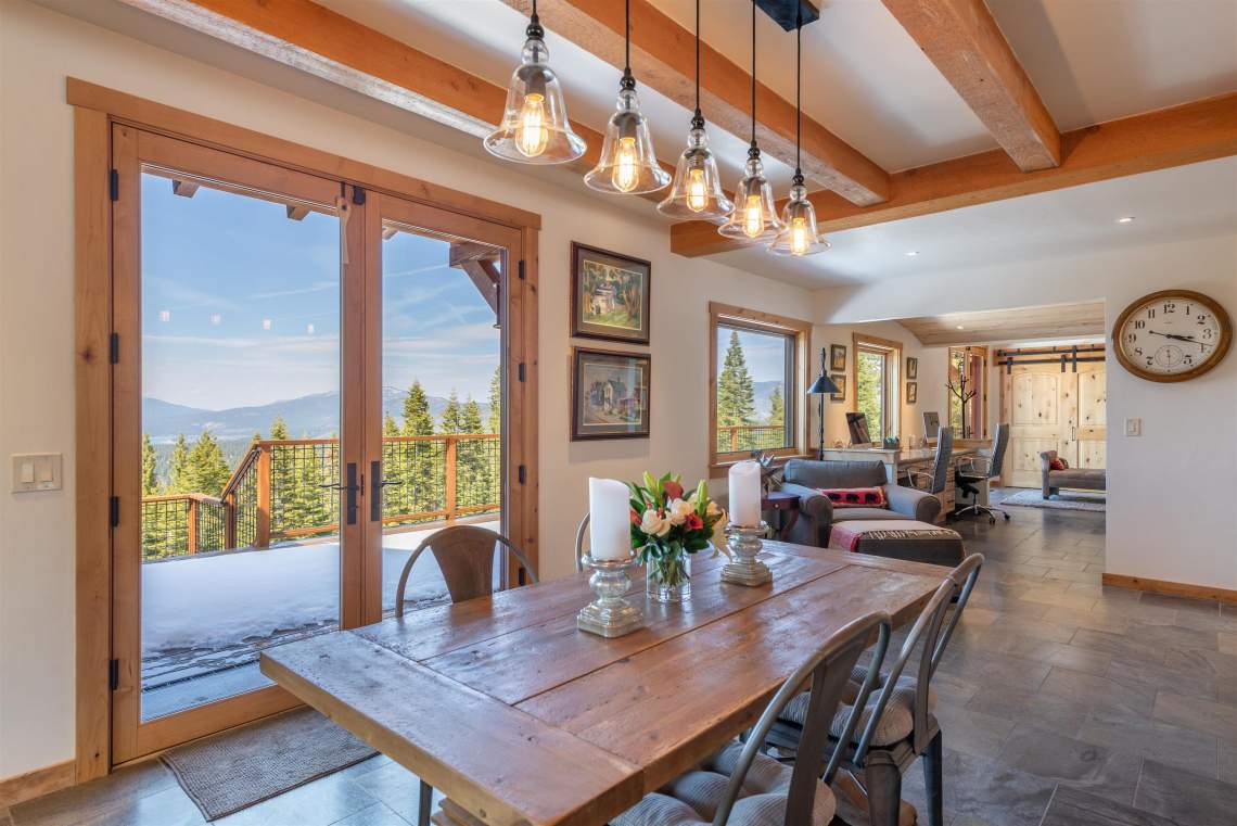 Dining Area with gorgeous views | Glenshire acreage property