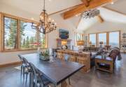 Stunning dining area | 11164 The Strand