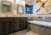 Luxurious Master Bathroom