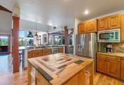 Kitchen | Tahoe Donner Retreat