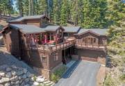 11298 Skislope Way | Tahoe Donner Retreat
