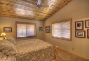 11375-northwoods-blvd-master-bedroom