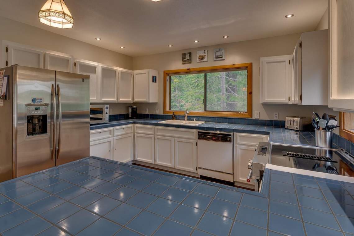 Spacious kitchen | Tahoe Vista