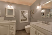 Master Bathroom | North Lake Tahoe Real Estate