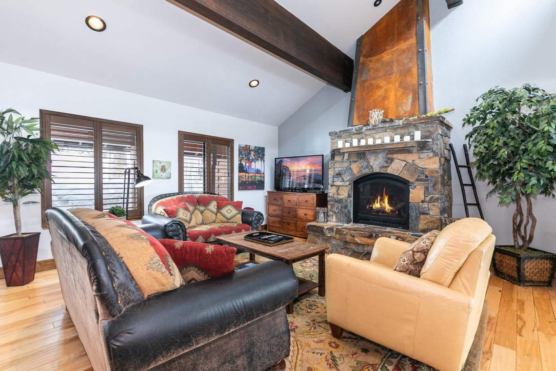 11540 chalet rd. | Tahoe Donner home
