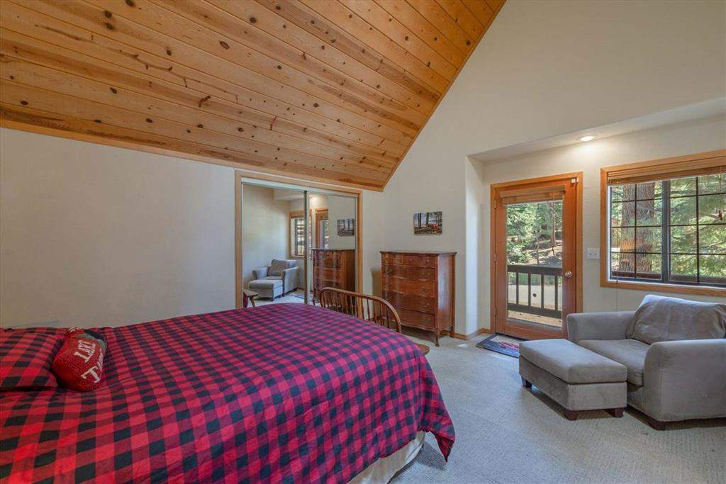 Primary bedroom | Tahoe Donner retreat
