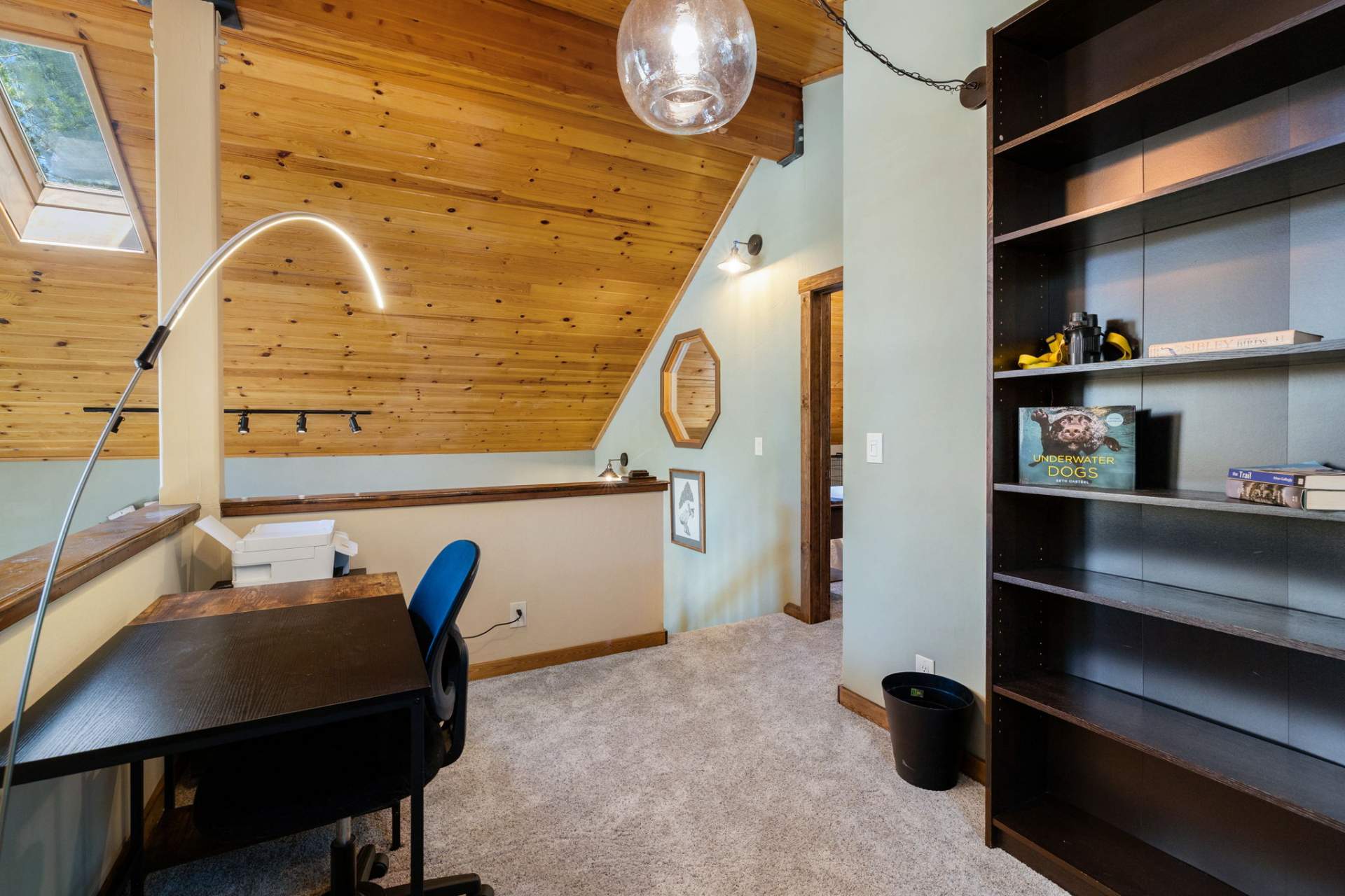 24-web-or-mls-12415-Daisey-Ct-26