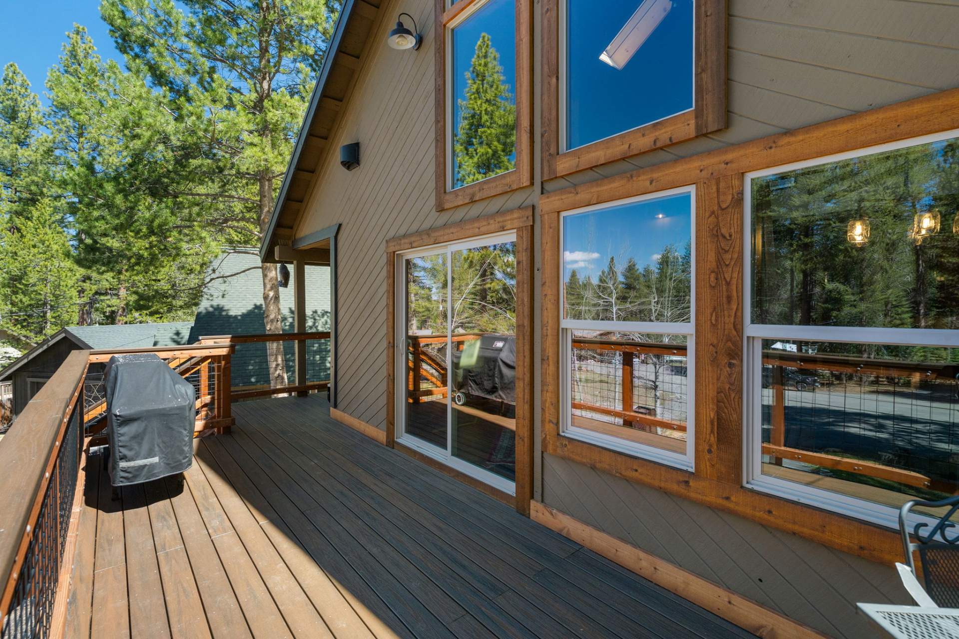3-web-or-mls-12415-Daisey-Ct-3