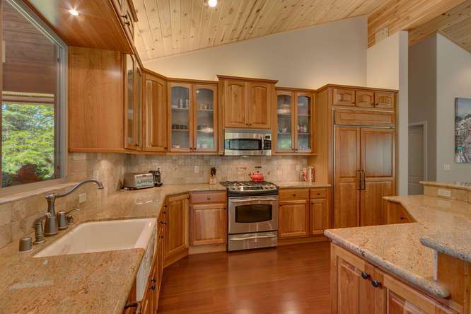 Truckee Property For Sale | 12731 Brookstone Dr Truckee CA