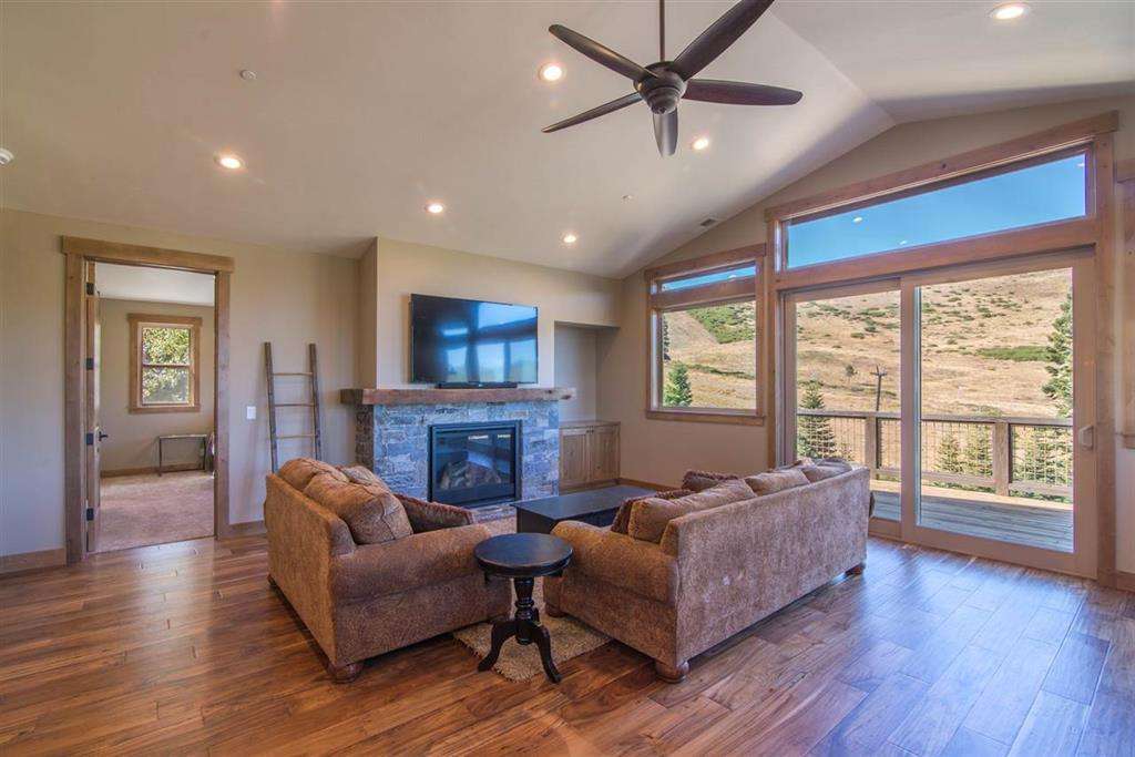 Spacious and Airy Living Room | Lake Tahoe Ski Resort Home