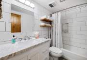 Guest Bathroom | 2101 Scott Peak Pl. #20