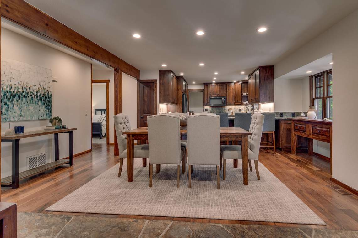 Dining Area | 3045 Martin Dr.