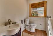 Guest Bathroom | Tahoe City mountain home