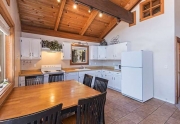 Interior view of 350 Pioneer Way | Real Estate in Tahoe City