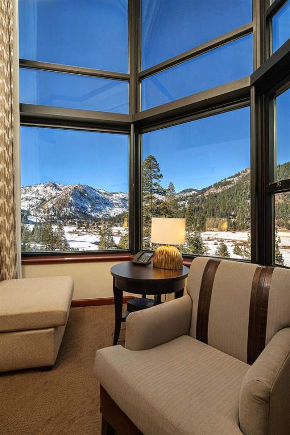 Beautiful views of Palisades Tahoe | 400 Squaw Creek Rd.