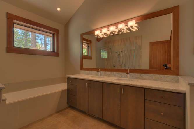 North Shore Lake Tahoe Real Estate | 4516 Muletail Dr Carnelian Bay-Master Bath