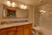 Tahoe City Real Estate | Ensuite Bathroom