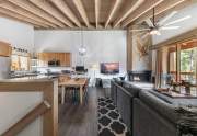 Beautiful Living Room | 5092 Gold Bend