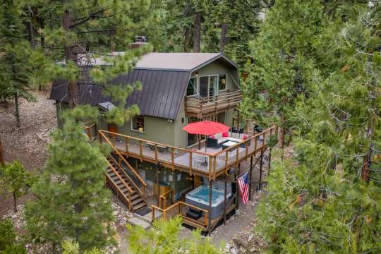 576 Granite Rd, Carnelian Bay, CA 96140