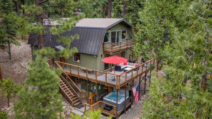 576 Granite Rd, Carnelian Bay, CA 96140