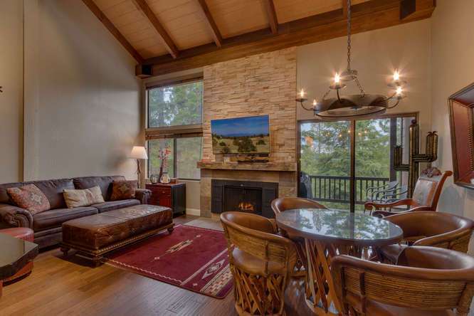 Northstar Real Estate | 6018 Mill Camp Truckee CA | Living Room