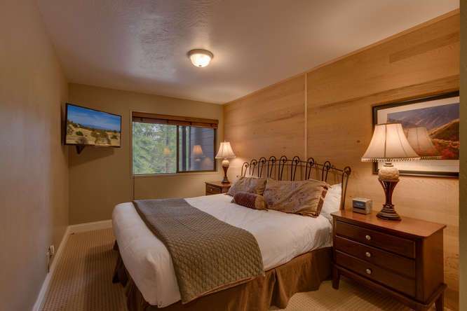 Northstar Realtor | 6018 Mill Camp Truckee CA | Bedroom