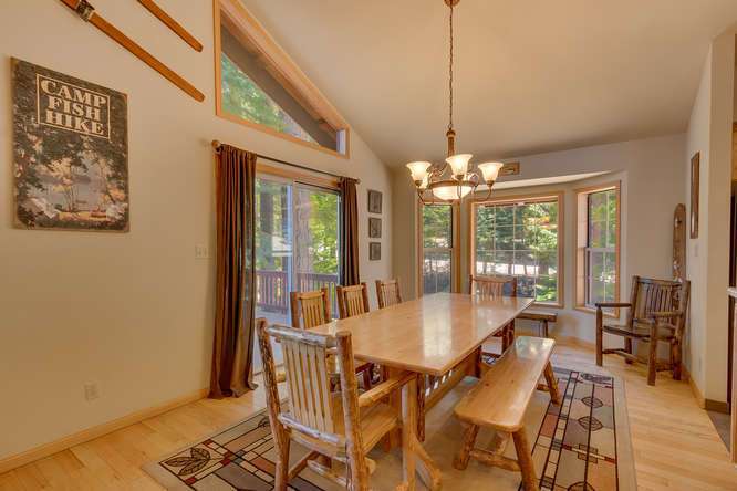 McKinney Shores Home for Sale | 6070 Quail Creek Road | Dining Room