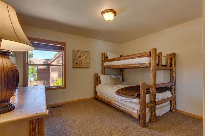 Tahoe Luxury Real Estate | Bedroom