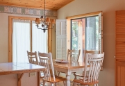 6632 Pine Street | Lake Tahoe Real Estate | Dining Area