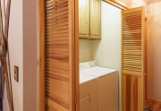 6632 Pine Street | Lake Tahoe Cabin | Laundry Room