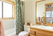 6632 Pine Street | Tahoma Home for Sale | Bathroom