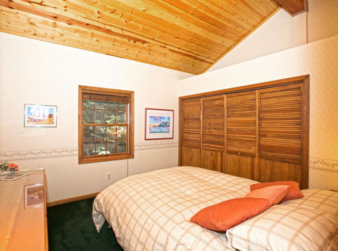 Guest Bedroom 2