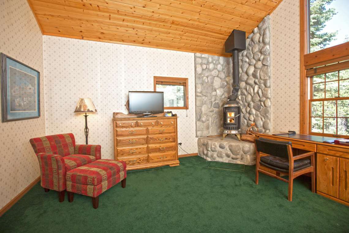 Master Bedroom Sitting Area