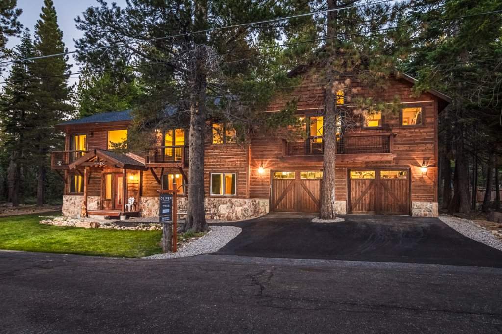 7001 Hilo Avenue | Exterior at Dusk | Tahoma Real Estate
