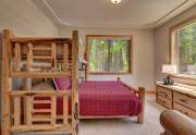 Guest bedroom | 930 Sierra Vista Ave
