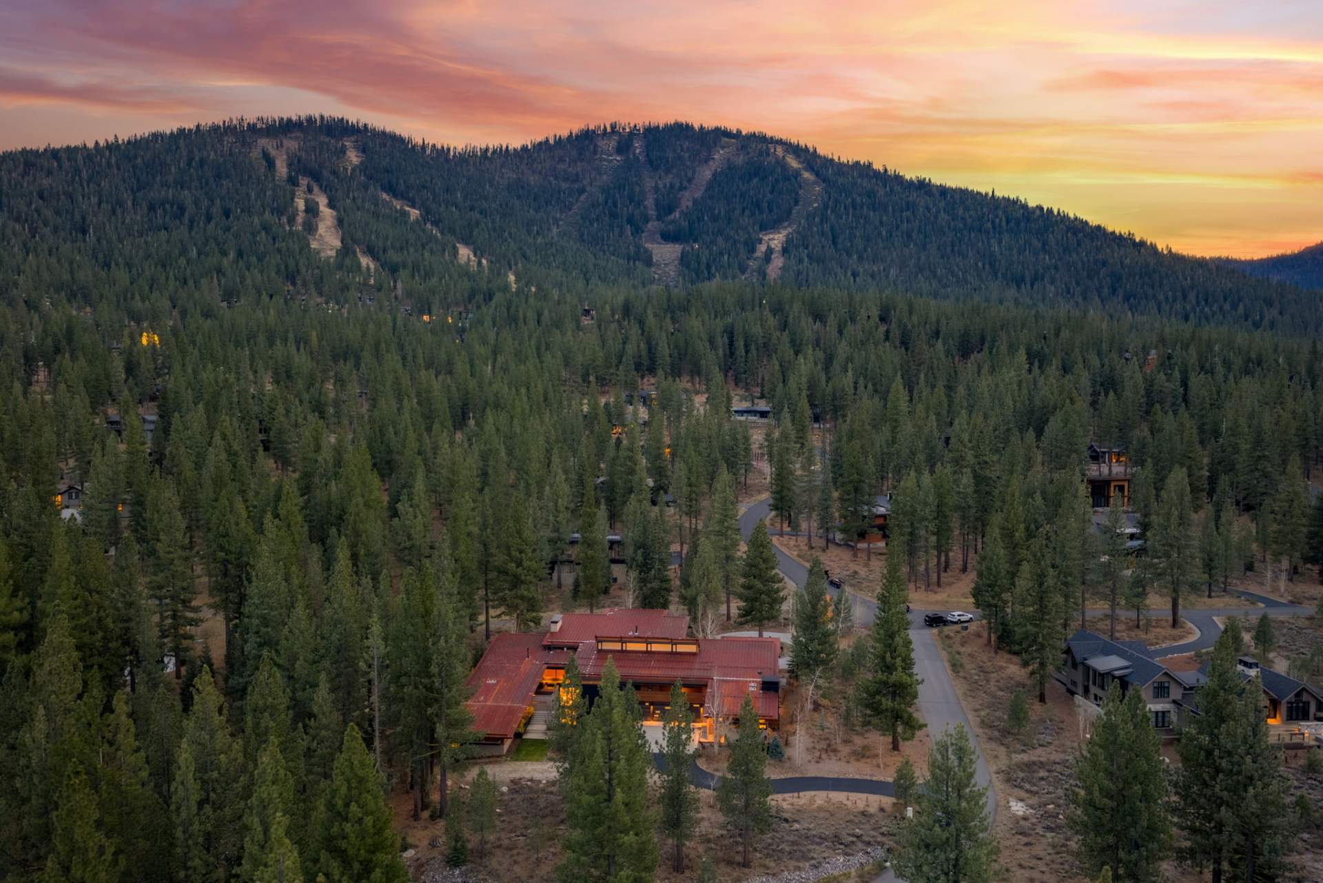 34-web-or-mls-9612-Dunsmuir-Drone-35