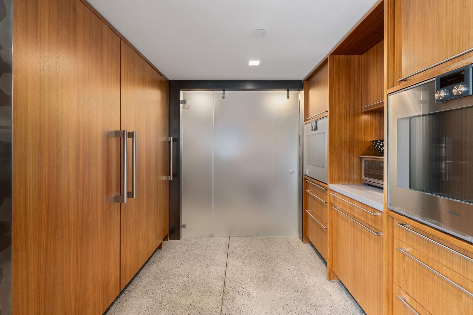 71-web-or-mls-9612-Dunsmuir-15-2