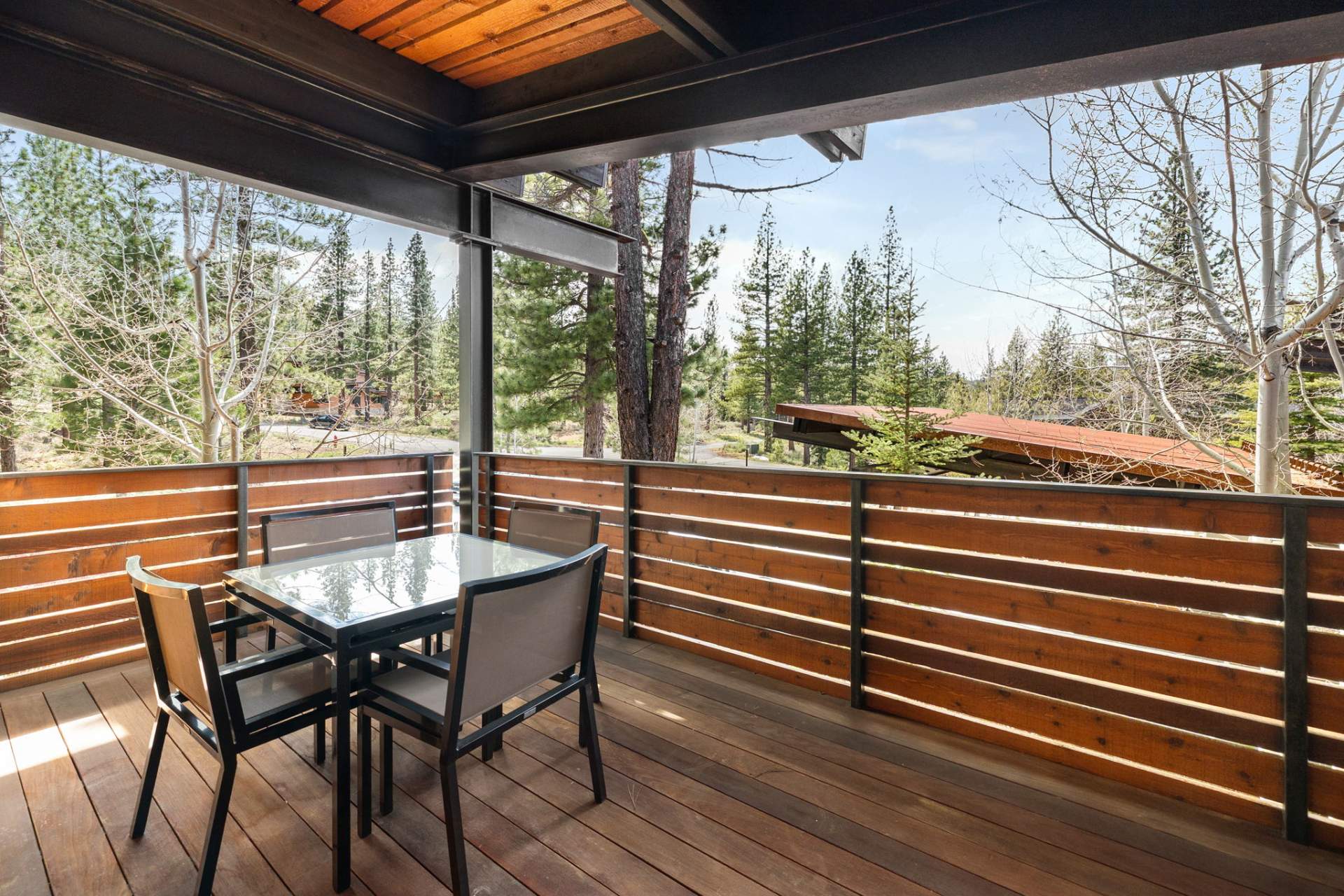 83-web-or-mls-9612-Dunsmuir-25