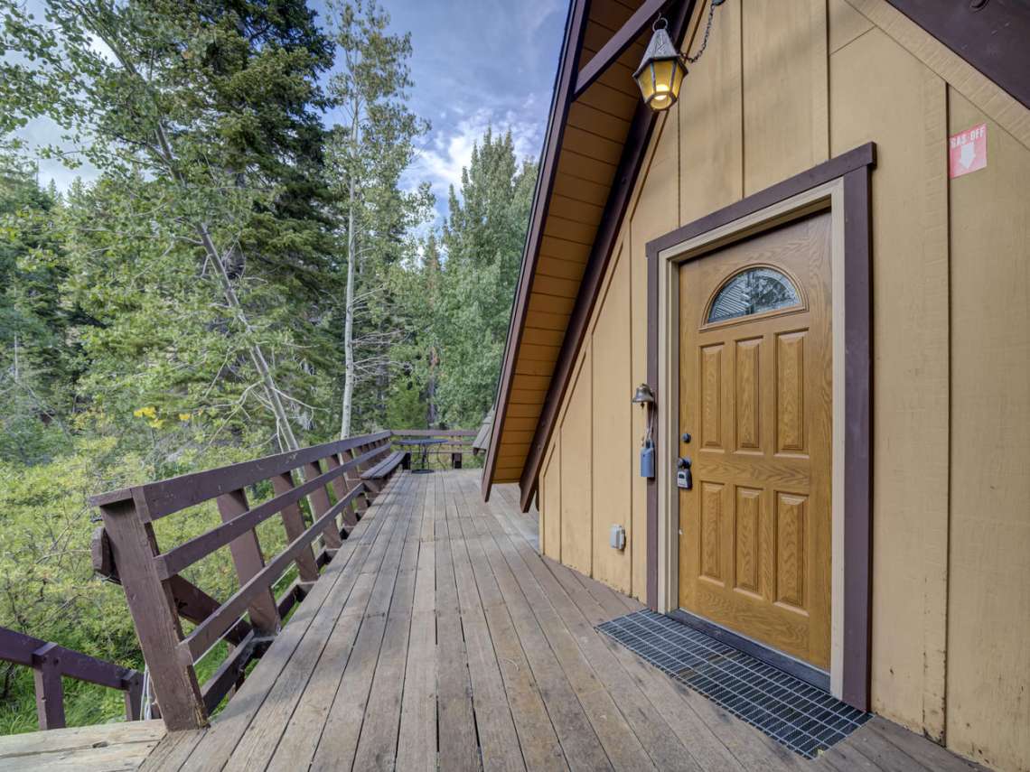 Alpine Meadows Home for Sale | 1314 Mineral Springs Trail Entry