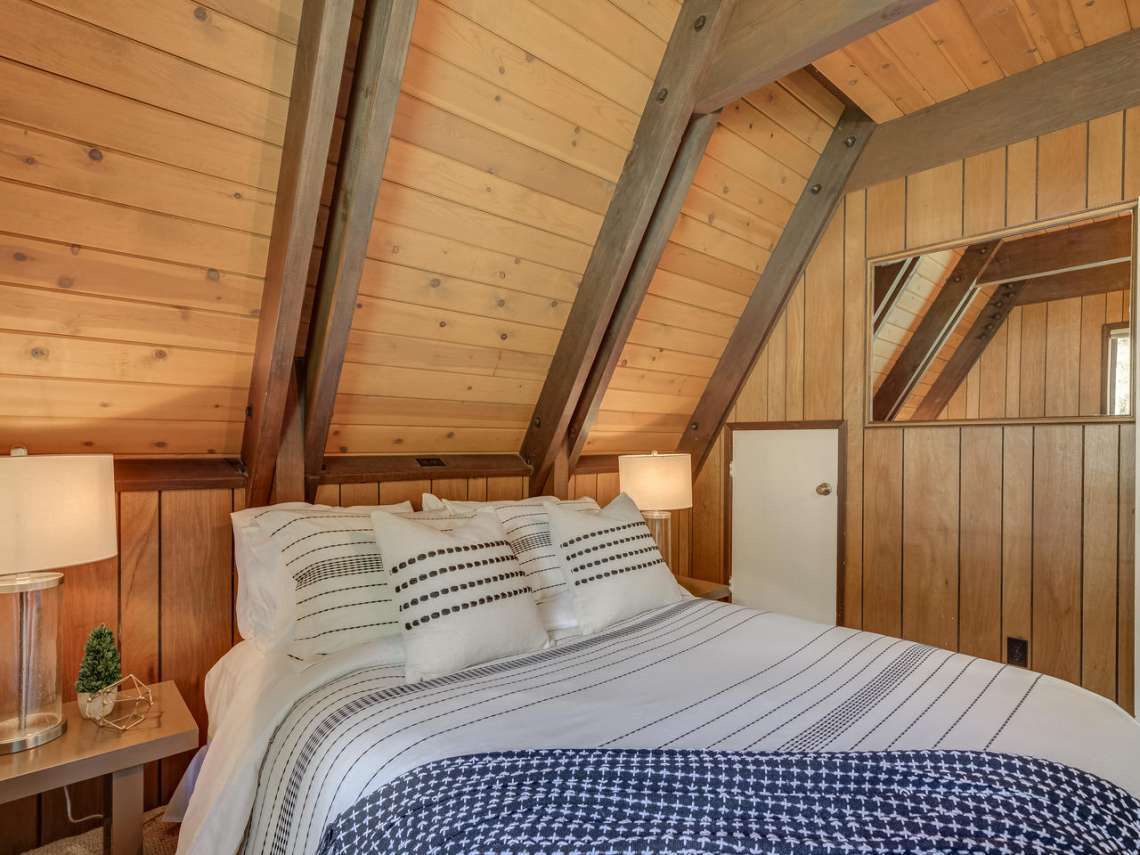 Tahoe Ski Cabin | 1314 Mineral Springs Trail Bedroom