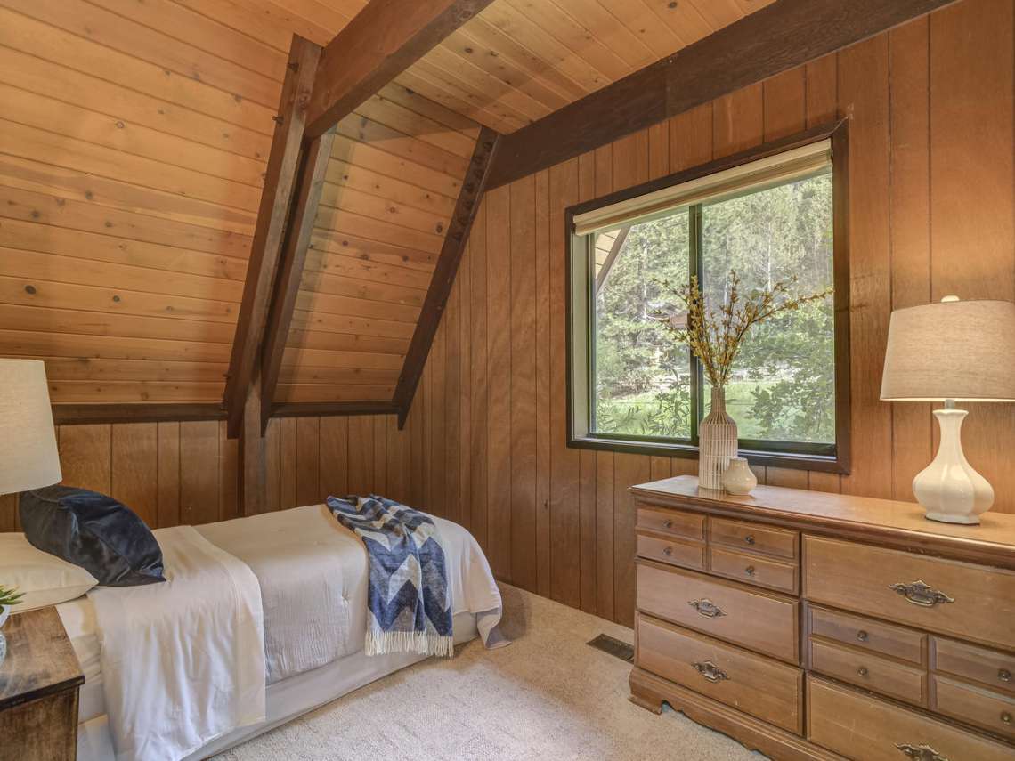 Alpine Meadows Homes for Sale | 1314 Mineral Springs Trail Bedroom