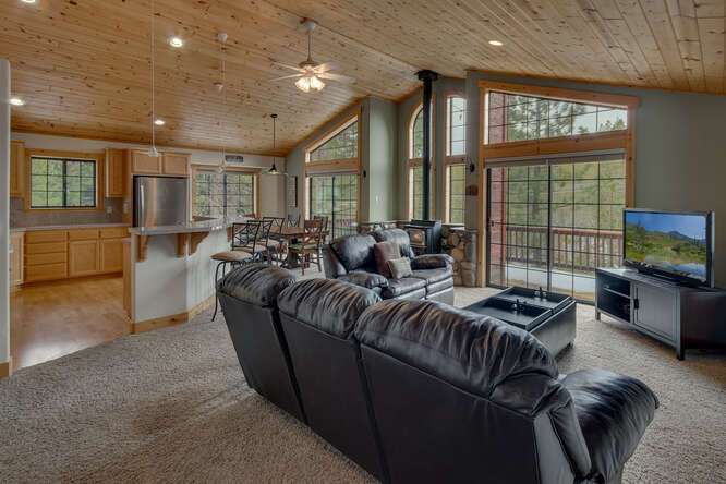 12259-Northwoods-Blvd-Truckee-small-003-003-Living-Room-666x444-72dpi 12259-Northwoods-Blvd-Truckee-small-003-003-Living-Room-666x444-72dpi