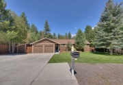 Sierra Meadows Real Estate | 10314 Shore Pine Rd Truckee CA | Front Exterior