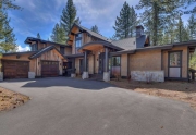 Gray's Crossing Truckee Real Estate | 11239 Henness Rd Truckee CA | Front Exterior