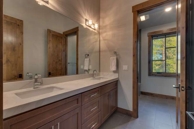 Guest Bathroom | 11251 Ghirard Ct.