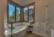 Master Bathroom Bath tub | 11251 Ghirard Ct.