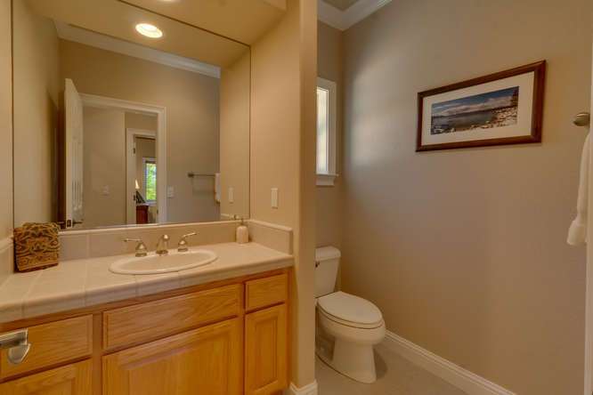 Kings Beach Lake Tahoe Real Estate | Bathroom