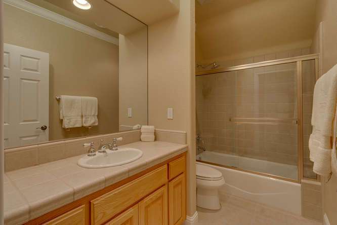 Kings Beach real estate | guest bathroom